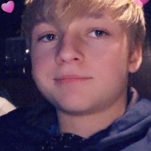 Meet your Posher, Holden